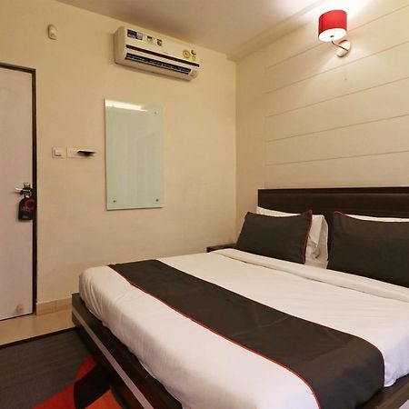 Collection O 45990 Premiere Villa Kakarmatha Ngoại thất bức ảnh